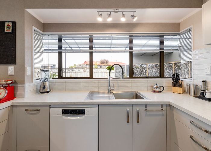  at 43 Lansdowne Crescent, Glenview, Hamilton, Waikato