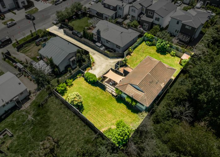  at 100A Taniwha Street, Wai O Taiki Bay, Auckland