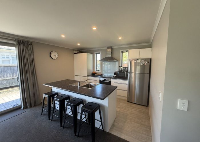  at 27 Reeves Road, Opawa, Christchurch City, Canterbury