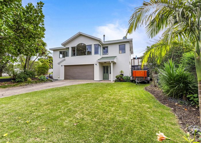  at 4 Farnell Place, Gulf Harbour, Whangaparaoa