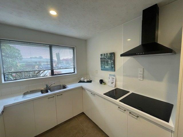  at 1/35 Division Street, Riccarton, Christchurch City, Canterbury