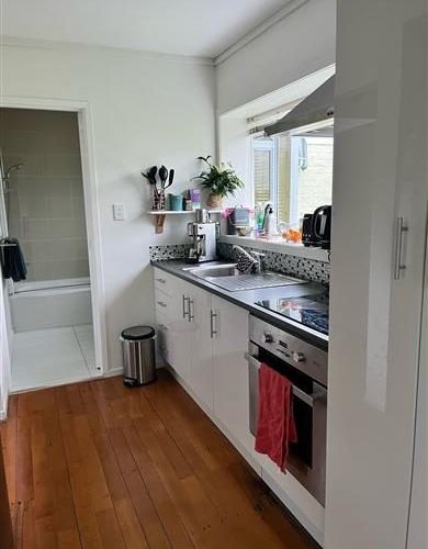  at 4/18 Sprott Rd, Kohimarama, Auckland City, Auckland