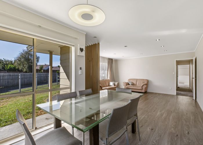  at 25 Rosemead Place, Randwick Park, Auckland