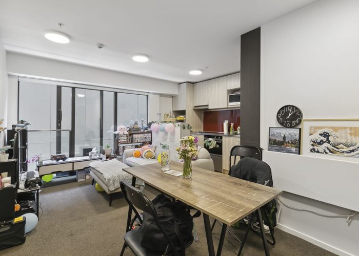  at 402 + 402a/111 Dixon Street, Te Aro, Wellington, Wellington