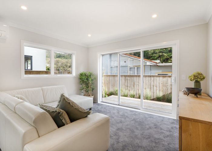  at 20C Korau Grove, Stokes Valley, Lower Hutt, Wellington