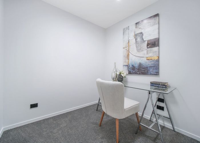  at 2/26 Dale Crescent, Pakuranga, Manukau City, Auckland