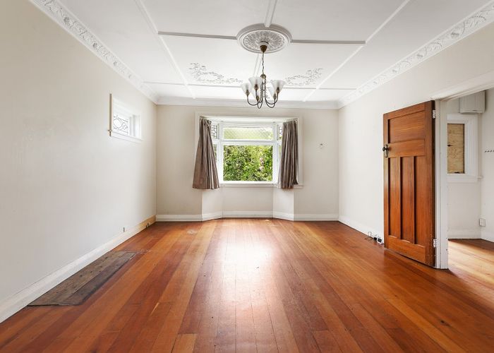  at 343 Karori Road, Karori, Wellington