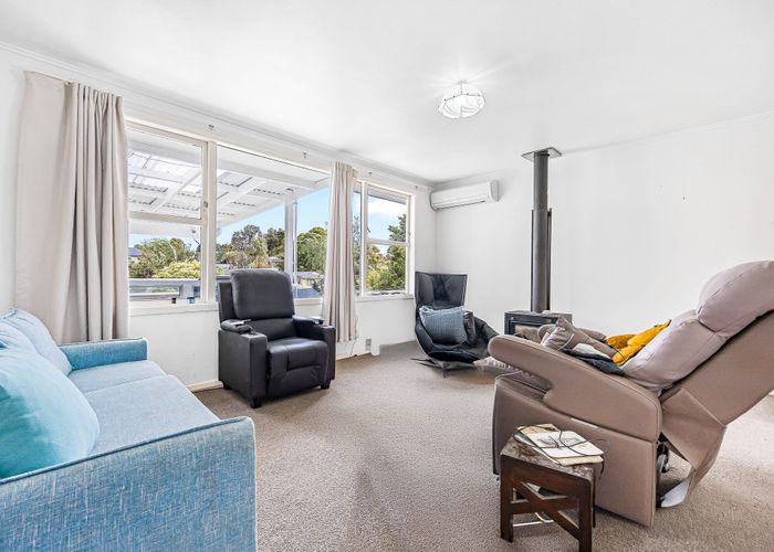  at 27 Choice Avenue, Henderson, Waitakere City, Auckland