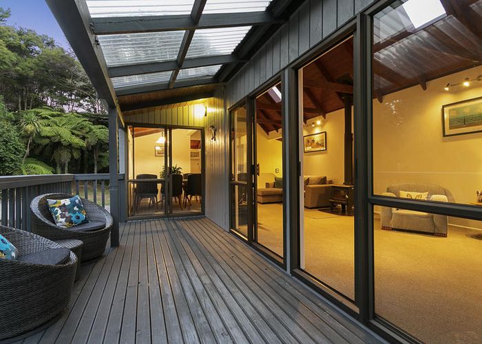  at 15 Cochran Road, Oratia, Auckland
