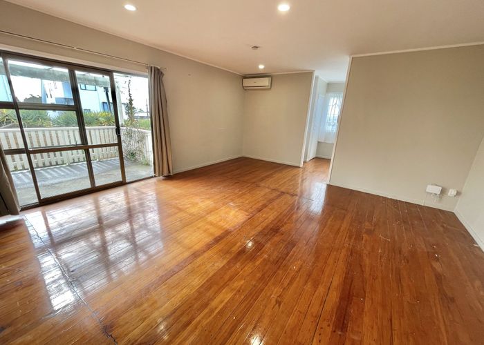  at 40 Te Atatu Road, Te Atatu South, Waitakere City, Auckland