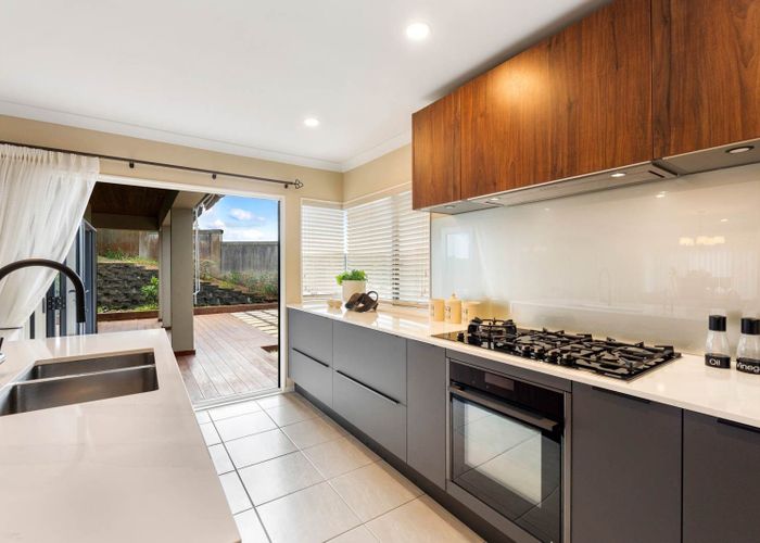  at 54 Grammar School Road, Pakuranga, Manukau City, Auckland