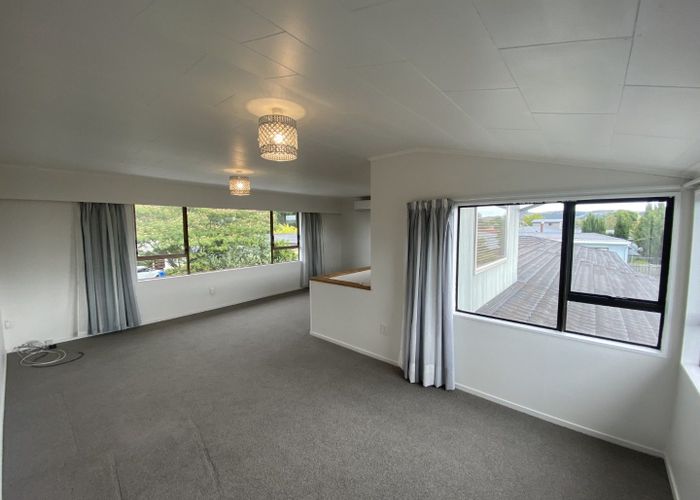  at 2/27 Islington Place, Tamatea, Napier