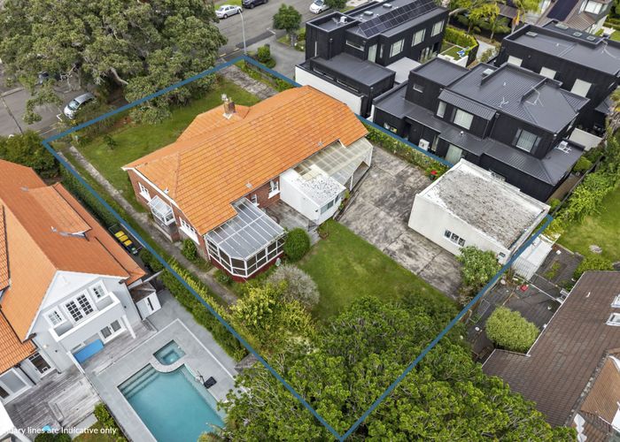  at 4-6 O'Neills Avenue, Takapuna, North Shore City, Auckland