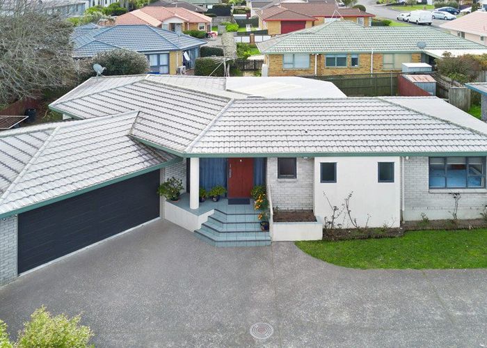  at 12 Palmer Avenue, Glen Eden, Auckland