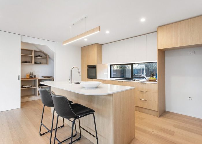  at 127 Hamilton Avenue, Fendalton, Christchurch City, Canterbury