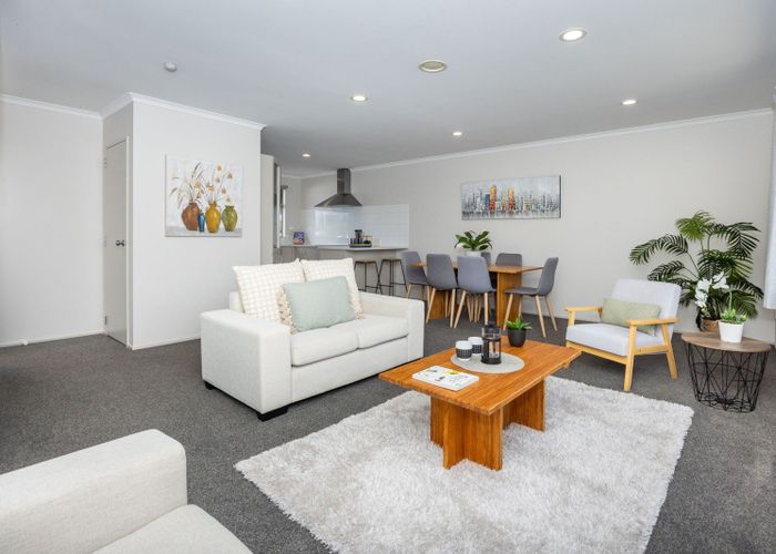  at 2/9 Beatty Street, Melville, Hamilton, Waikato