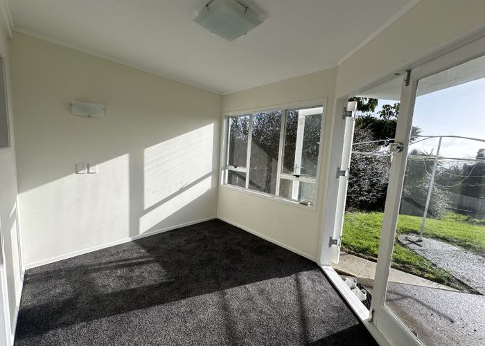  at 3A Bleakhouse Road, Mellons Bay, Manukau City, Auckland