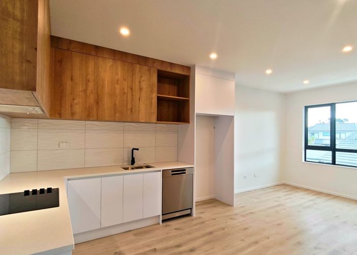  at 48C Santiago Crescent, Unsworth Heights, Auckland