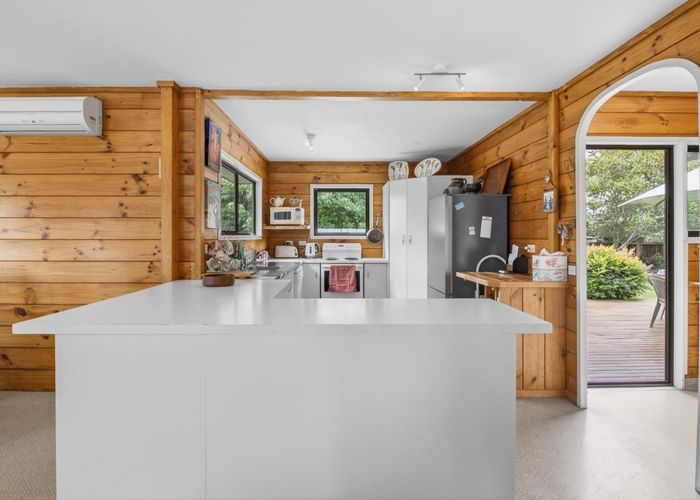  at 6 Vintners Close, Huapai, Rodney, Auckland