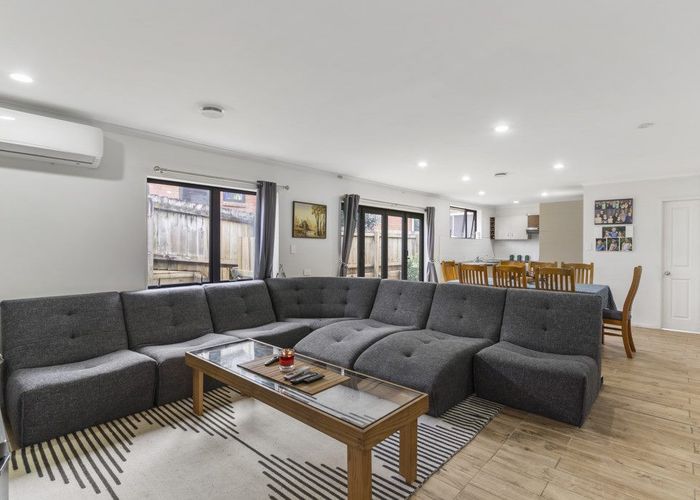  at 14 Richard Halse Drive, Manurewa, Auckland