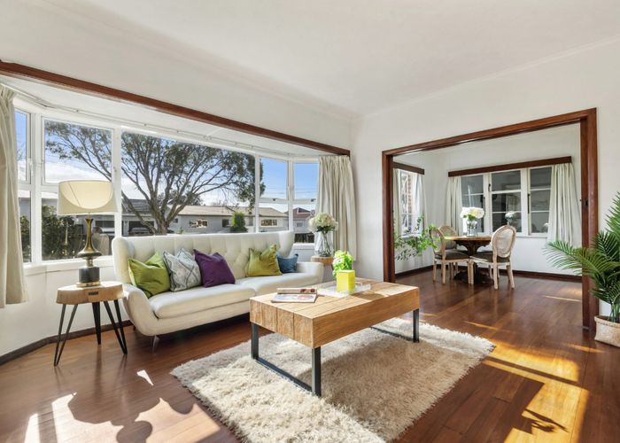  at 1/112 Carrington Road, Mount Albert, Auckland