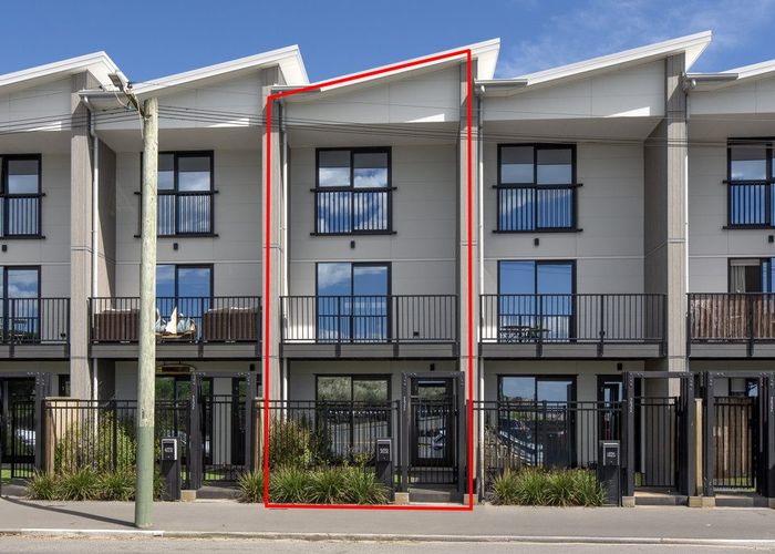  at 3/232 Marine Parade, New Brighton, Christchurch City, Canterbury