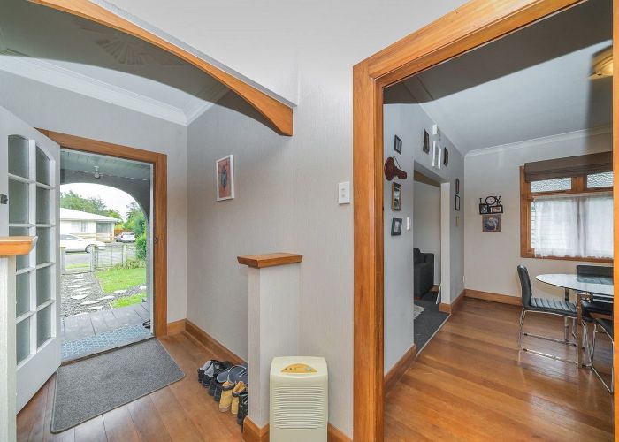  at 33 Thomson Street, West End, Palmerston North, Manawatu / Whanganui
