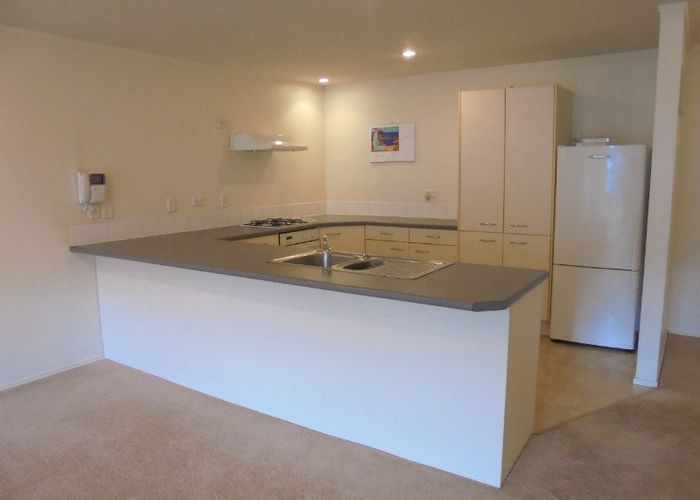  at 11/8-12 Girton Terrace, Mount Cook, Wellington, Wellington