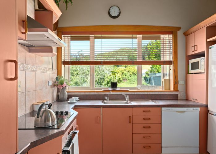  at 17 Dickson Street, Kaiti, Gisborne