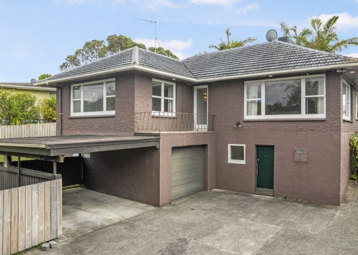  at 31 Lyndhurst Road, Te Atatu South, Auckland
