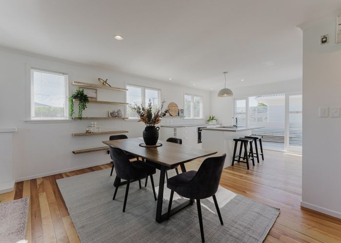  at 215 Mangorei Road, Merrilands, New Plymouth