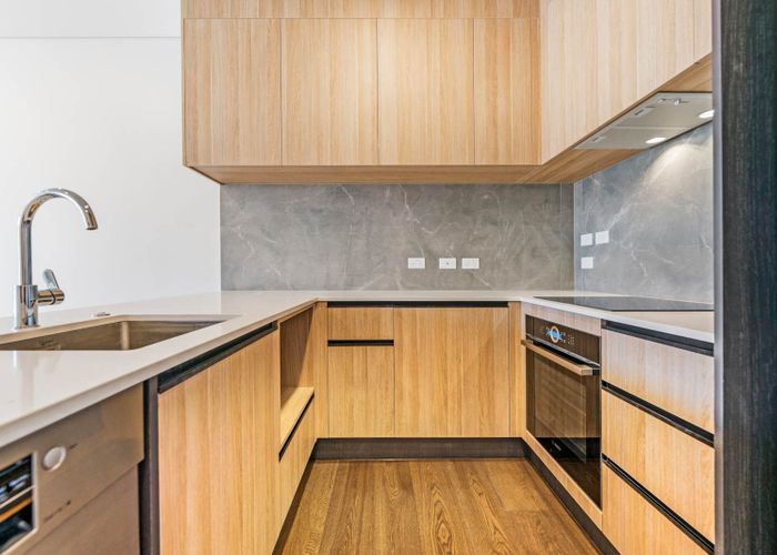  at 305/8 Meadowbank Road, Meadowbank, Auckland City, Auckland