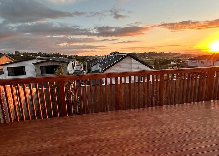  at 14 Southridge Road, Flat Bush, Manukau City, Auckland