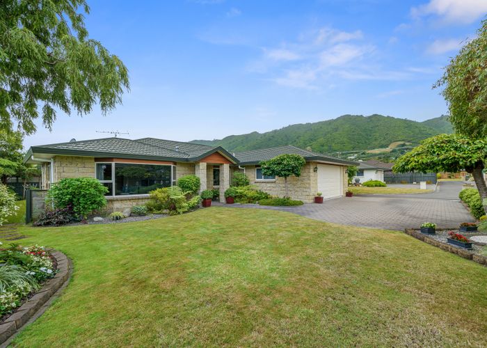  at 80 Parata Street, Waikanae