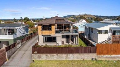  at 816 Papamoa Beach Road, Papamoa Beach, Papamoa