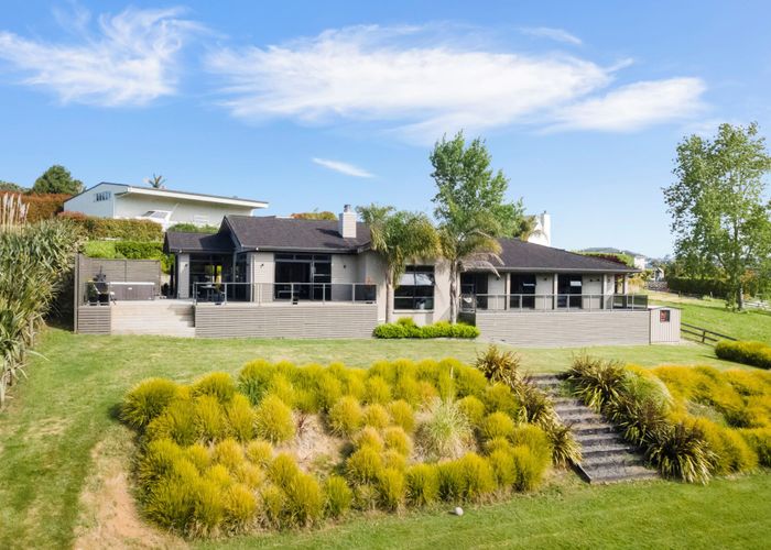  at 14 Regis Lane, Flat Bush, Auckland