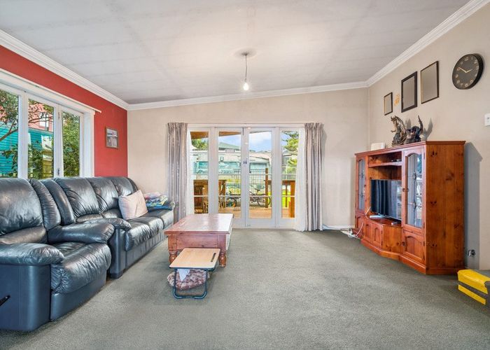  at 36 Hokonui Road, Otahuhu, Auckland