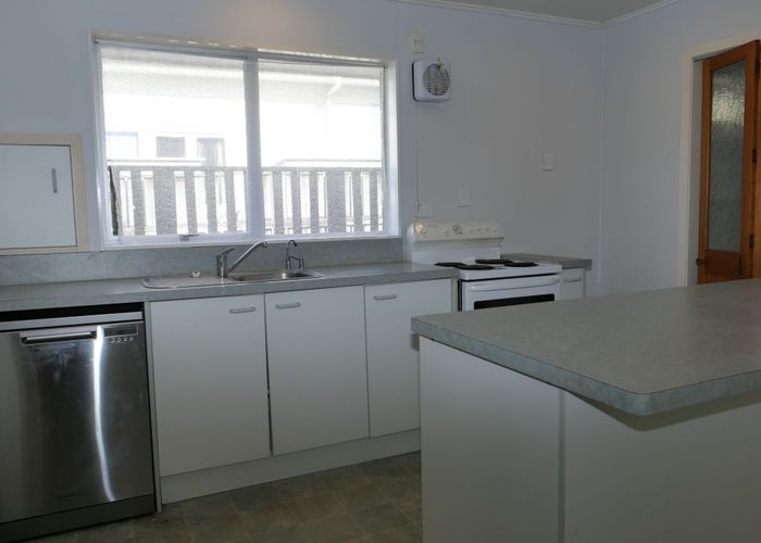  at 28 Kapiti Rd, Paraparaumu, Kapiti Coast, Wellington