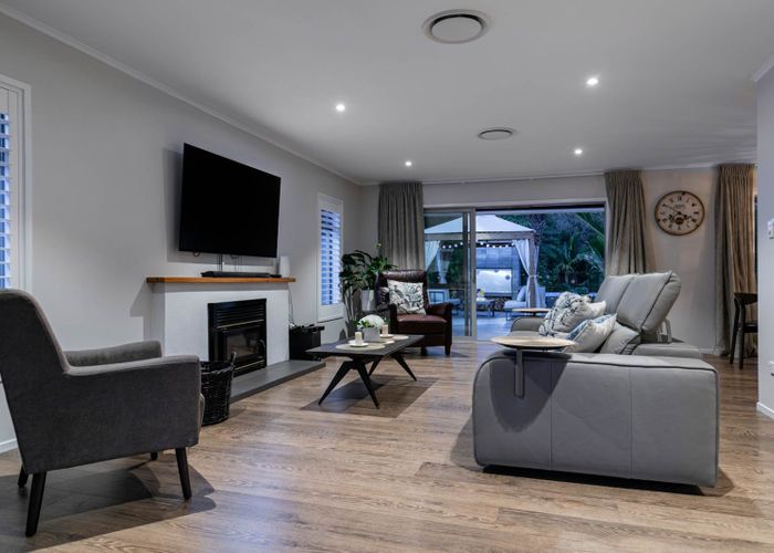  at 26 Kingfisher Grove, Greenhithe, Auckland