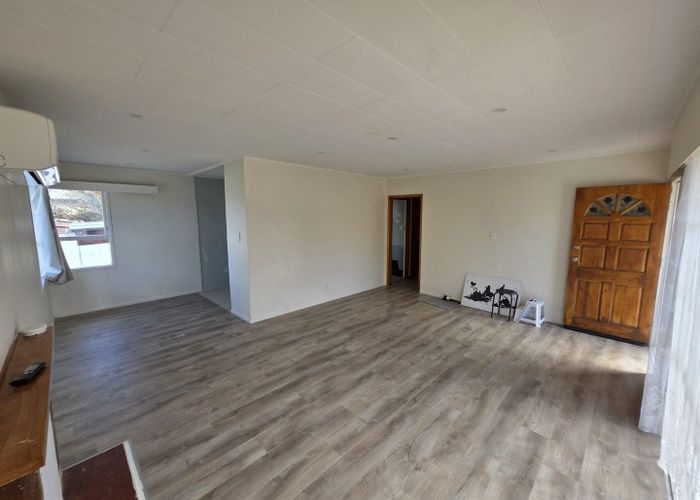  at 14 Ussher Place, Pakuranga Heights, Manukau City, Auckland