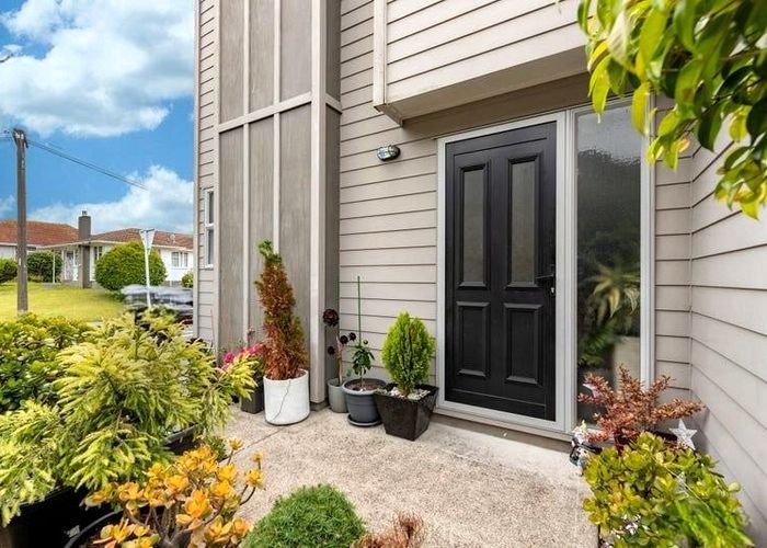  at 18A Franklyn Road, Tawa, Wellington, Wellington