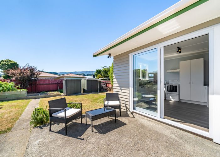  at 20 Totara Park Road, Clouston Park, Upper Hutt