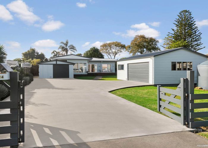  at 14 Puriri Road, Beachlands, Auckland