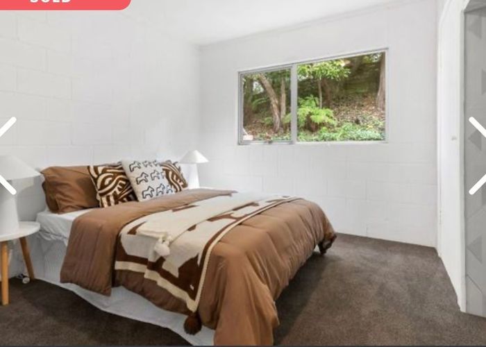  at 24 Noeleen Street, Glenfield, North Shore City, Auckland