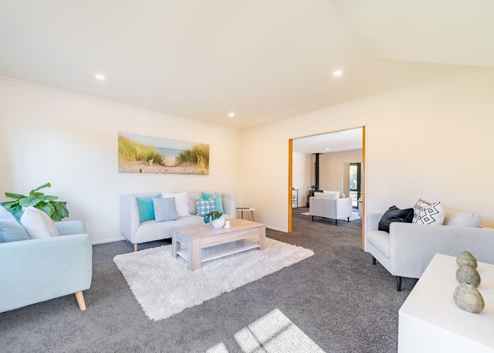  at 6 Sylvan Way, Silverstream, Upper Hutt