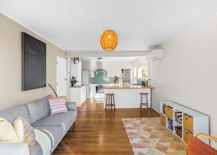  at 29 Beach Road, North New Brighton, Christchurch