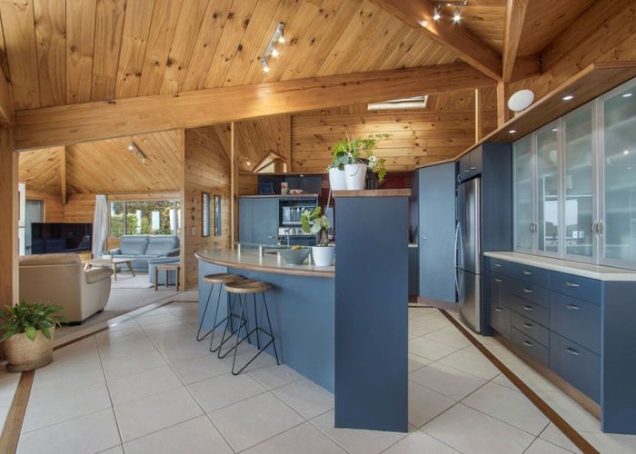  at 320 Lindemann Road, Katikati