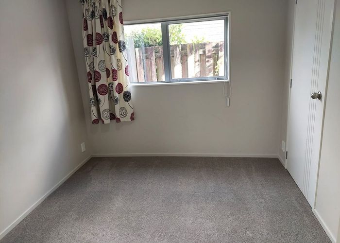  at 74 Butterworth Drive, Glendene, Waitakere City, Auckland