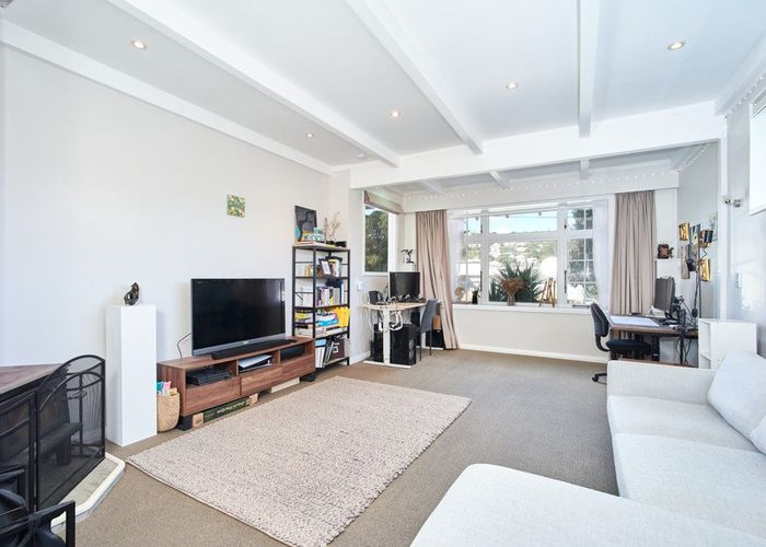  at 40 Derwent Street, Island Bay, Wellington