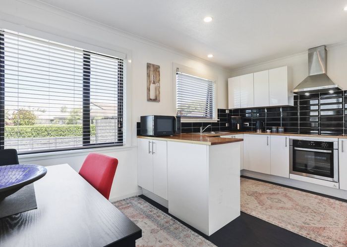  at 17 Colac Street, Avondale, Christchurch City, Canterbury